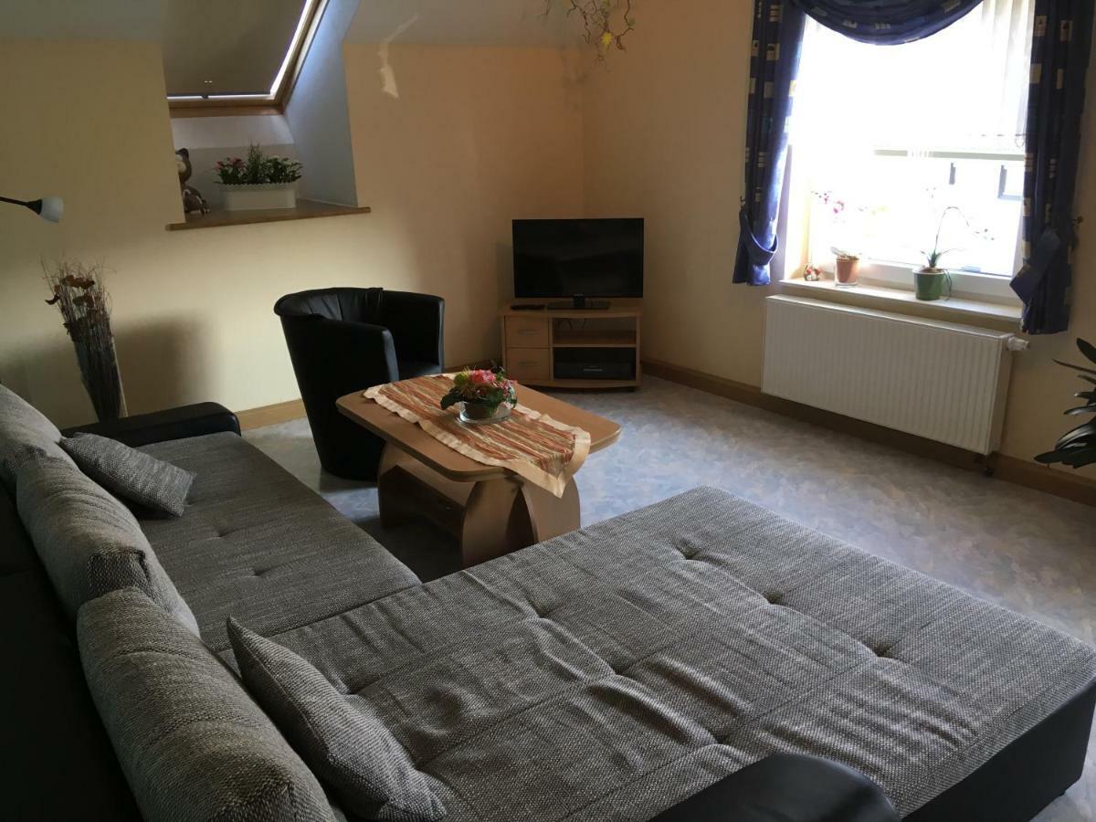 Ferienwohnung Inge Blum Müllenbach Екстериор снимка