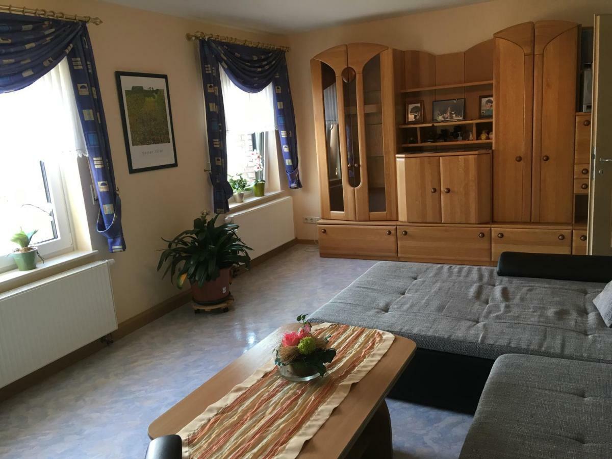 Ferienwohnung Inge Blum Müllenbach Екстериор снимка